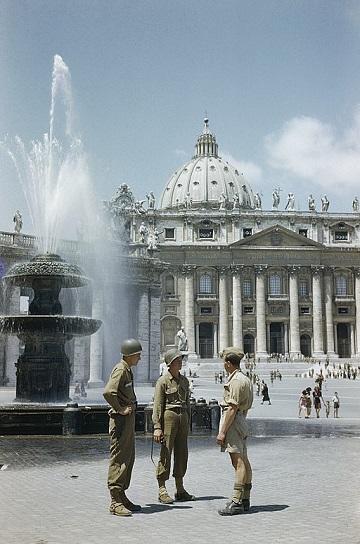 Photograph showing Allied Forces in Rome, June 1944
