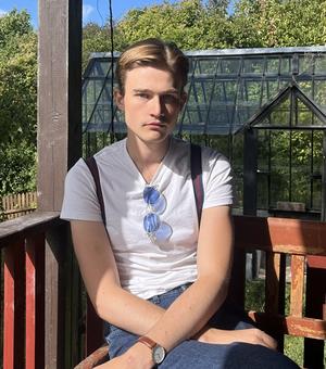 Headshot of student Tchorek-Bentall